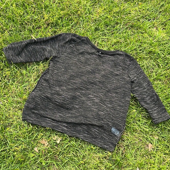 H&M | 3/4 sleeve high-low cotton knit sweater in marled black & cream, large - Picture 8 of 16